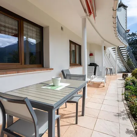 Vue Sur Les Montagnes Apartment Embrun Exterior photo