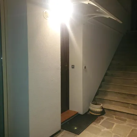 Vue Sur Les Montagnes Apartment Embrun Exterior photo