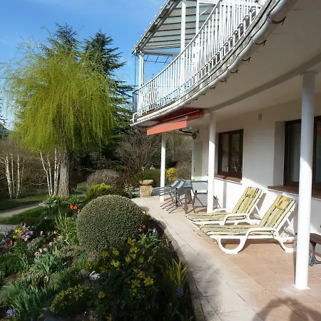 Vue Sur Les Montagnes Apartment Embrun Exterior photo